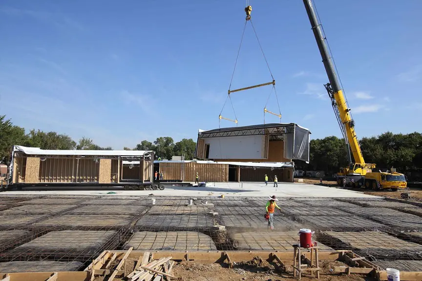 relocatable modular building construction
