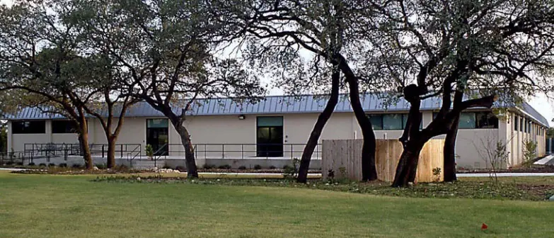 Diamond-Shamrock-1 Permanent modular building Diamond Shamrock